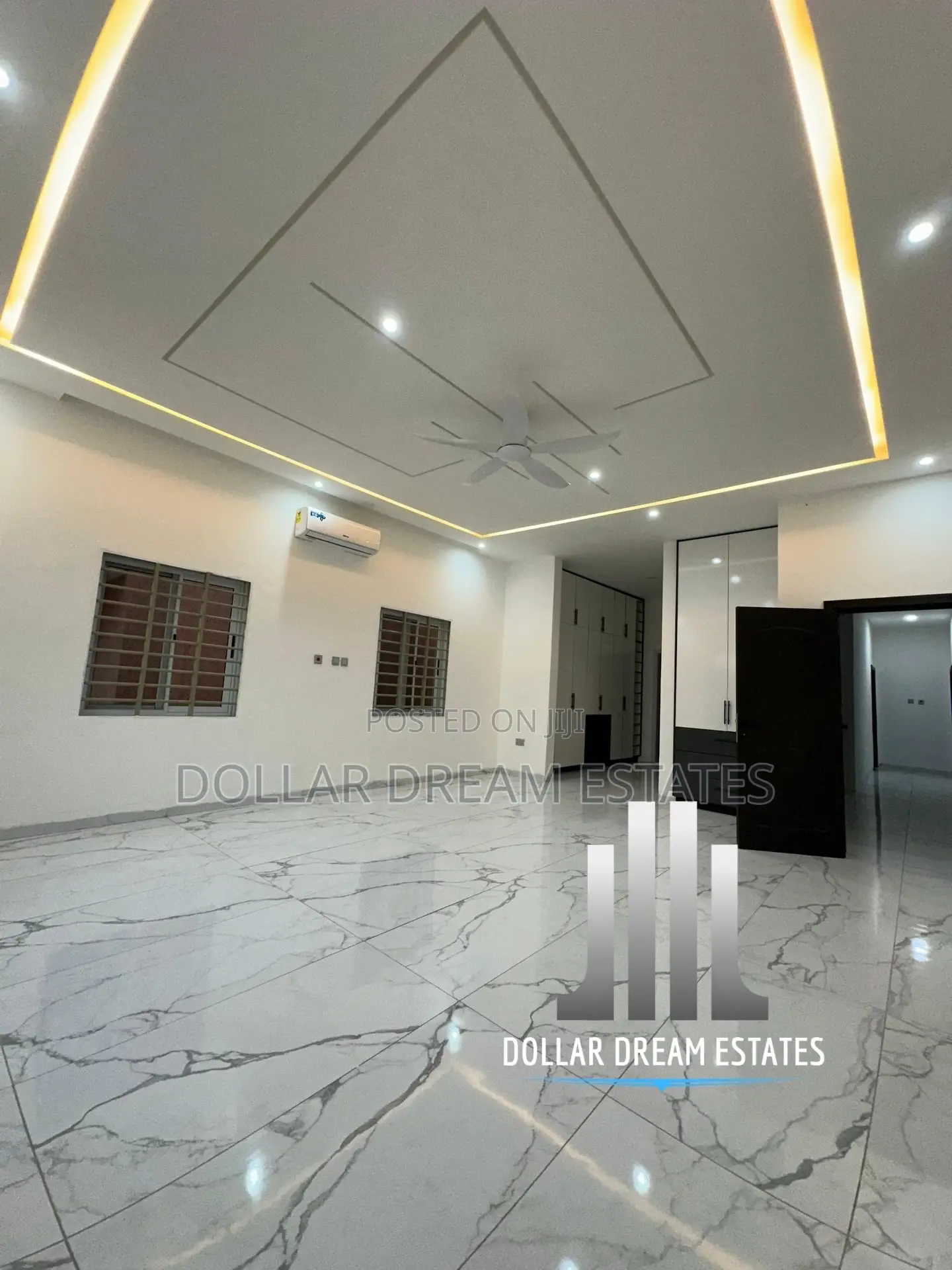 4bdrm House in Lake Side Estate for sale
