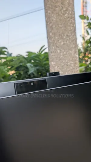 Hp 24" Ips Edgeless Monitor With Inbuilt Camera