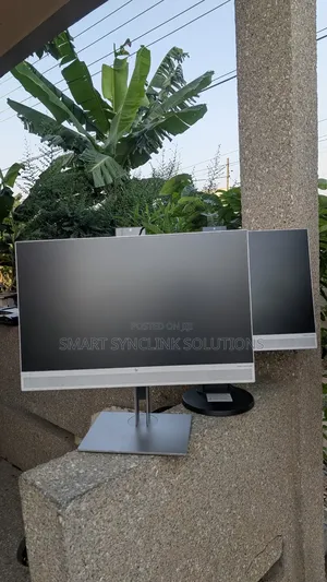 Hp 24" Ips Edgeless Monitor With Inbuilt Camera