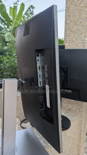 Hp 24" Ips Edgeless Monitor With Inbuilt Camera