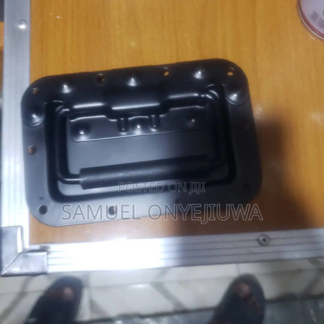 Speaker Spring Iron Handle Black and Silver Color. A Pair