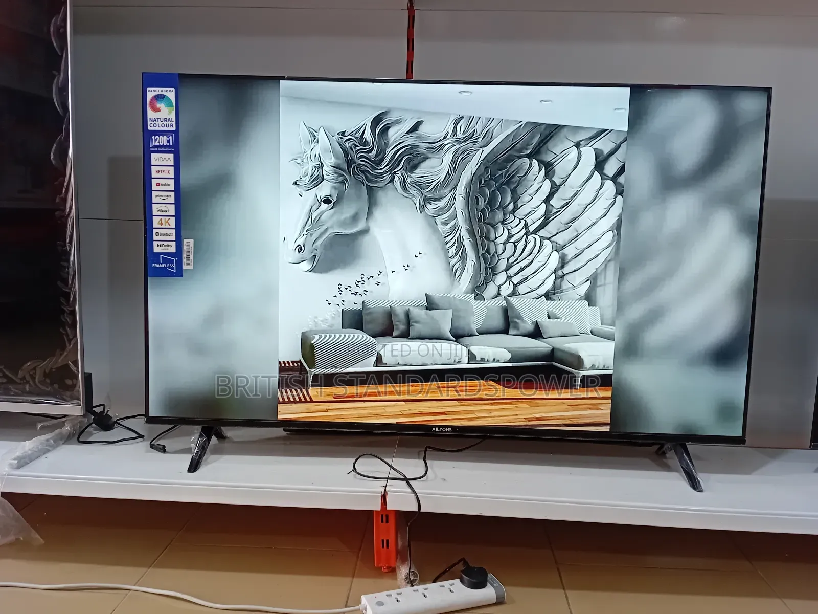Watch Smart With Ailyons 55” Tv