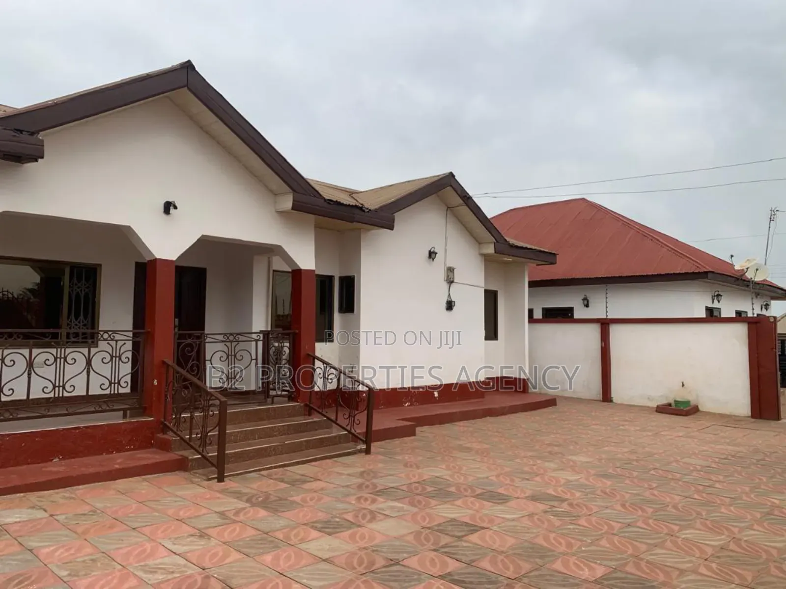 Furnished 3bdrm House in B2 Properties Agency, Kumasi Metropolitan