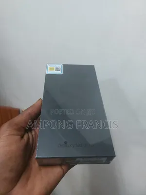 New Samsung Galaxy S22 Ultra 5G 128 GB Black