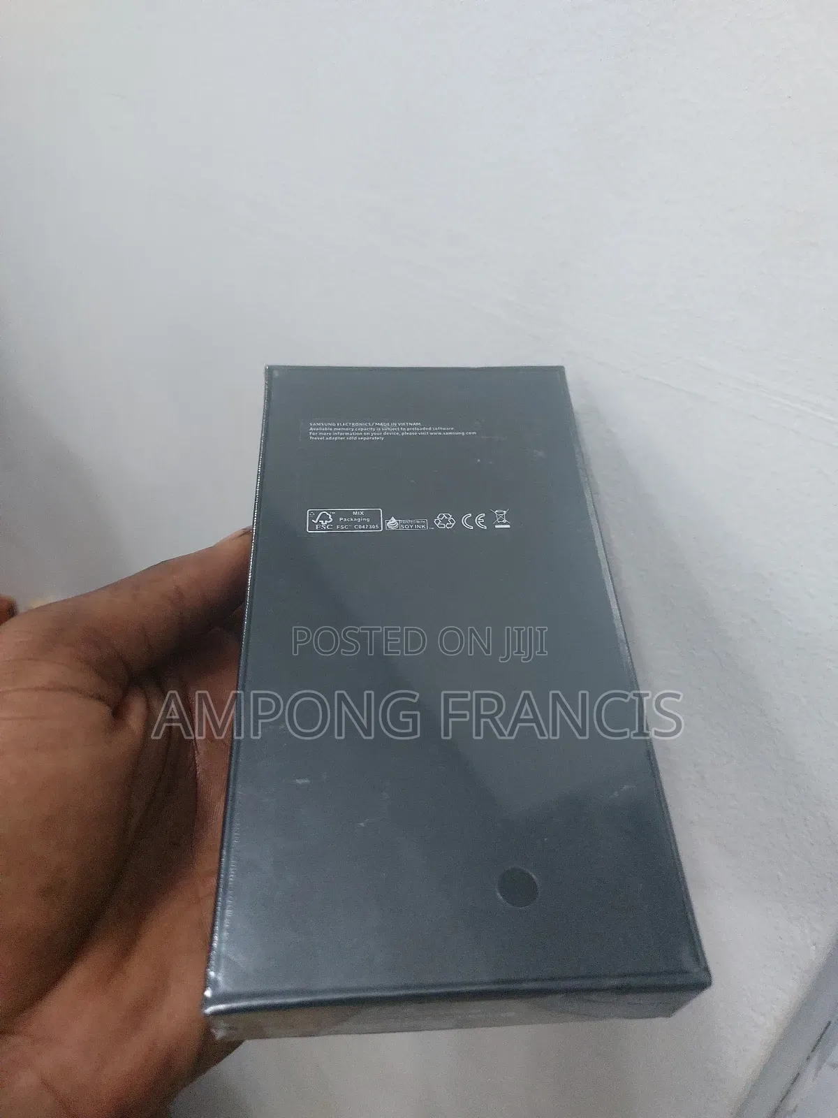 New Samsung Galaxy S22 Ultra 5G 128 GB Black