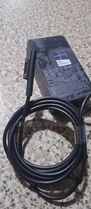 Microsoft Surface Adapter Pro 3 and 4