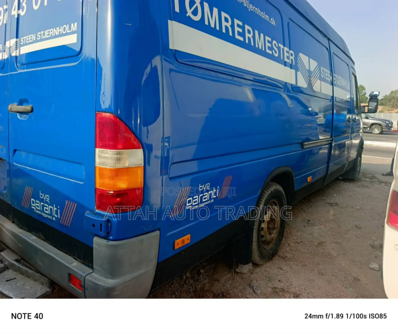 Mercedes-Benz Sprinter 2000 Blue