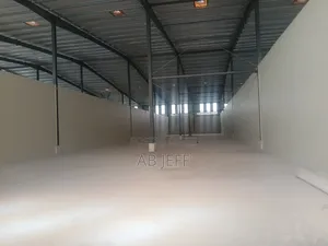Spacious Warehouse at Kaase