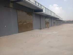Spacious Warehouse at Kaase
