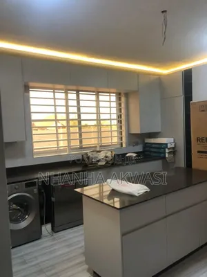 5bdrm House in Community 25 for rent