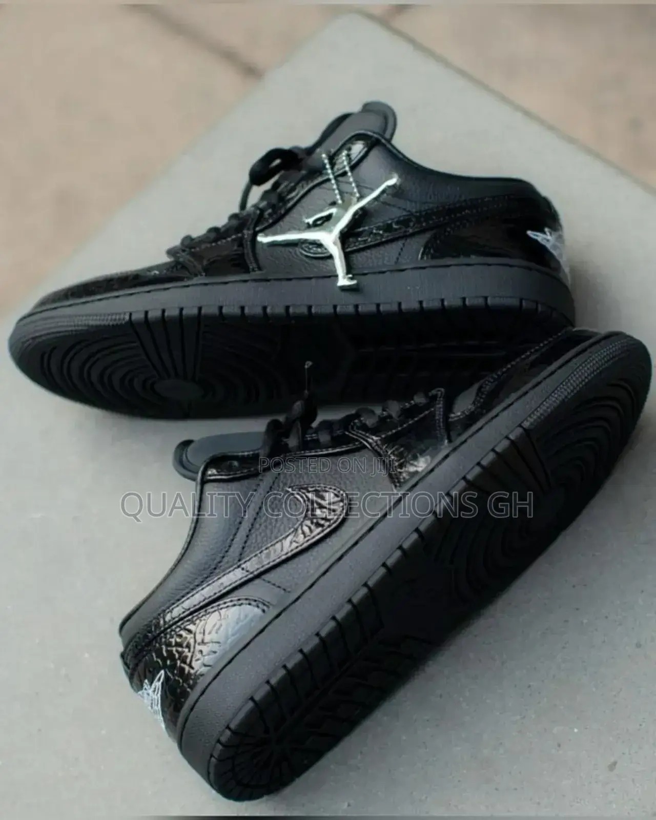 Jordan 1 Low Patient Elephant