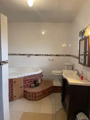 Furnished 6bdrm House in Pokuase Leisure for sale