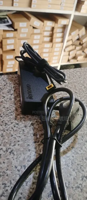 Lenovo Adapter 20v .45 Usb Pin 90wa