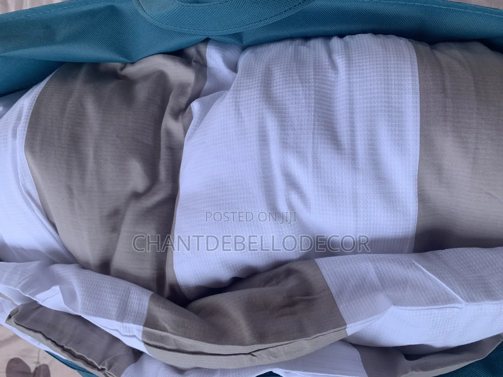 7-piece 300tc Pure Cotton Solid & Waffle Design King Size Duvet Set