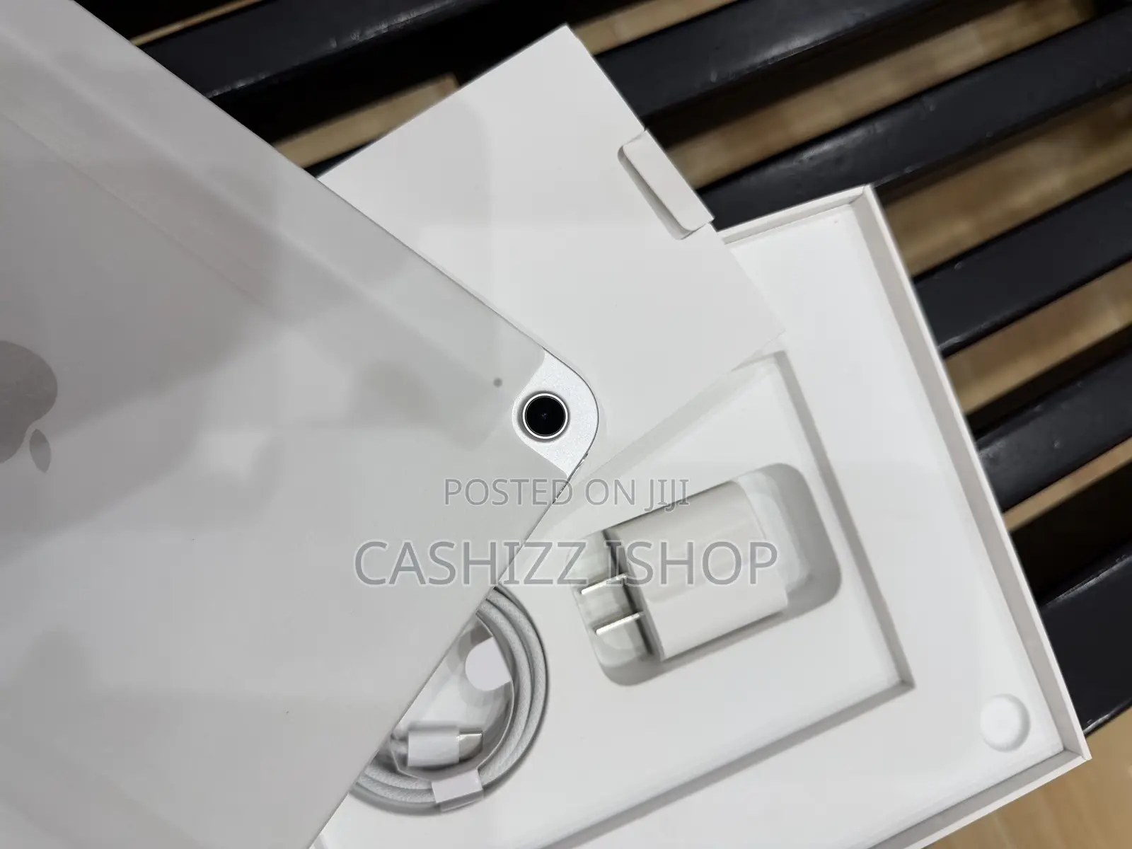 New Apple iPad (2025) 128 GB Blue