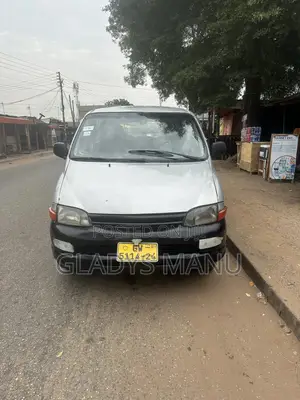 Toyota HiAce 2008 Silver