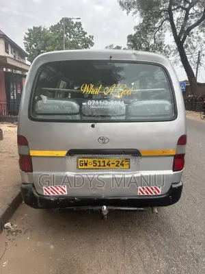 Toyota HiAce 2008 Silver