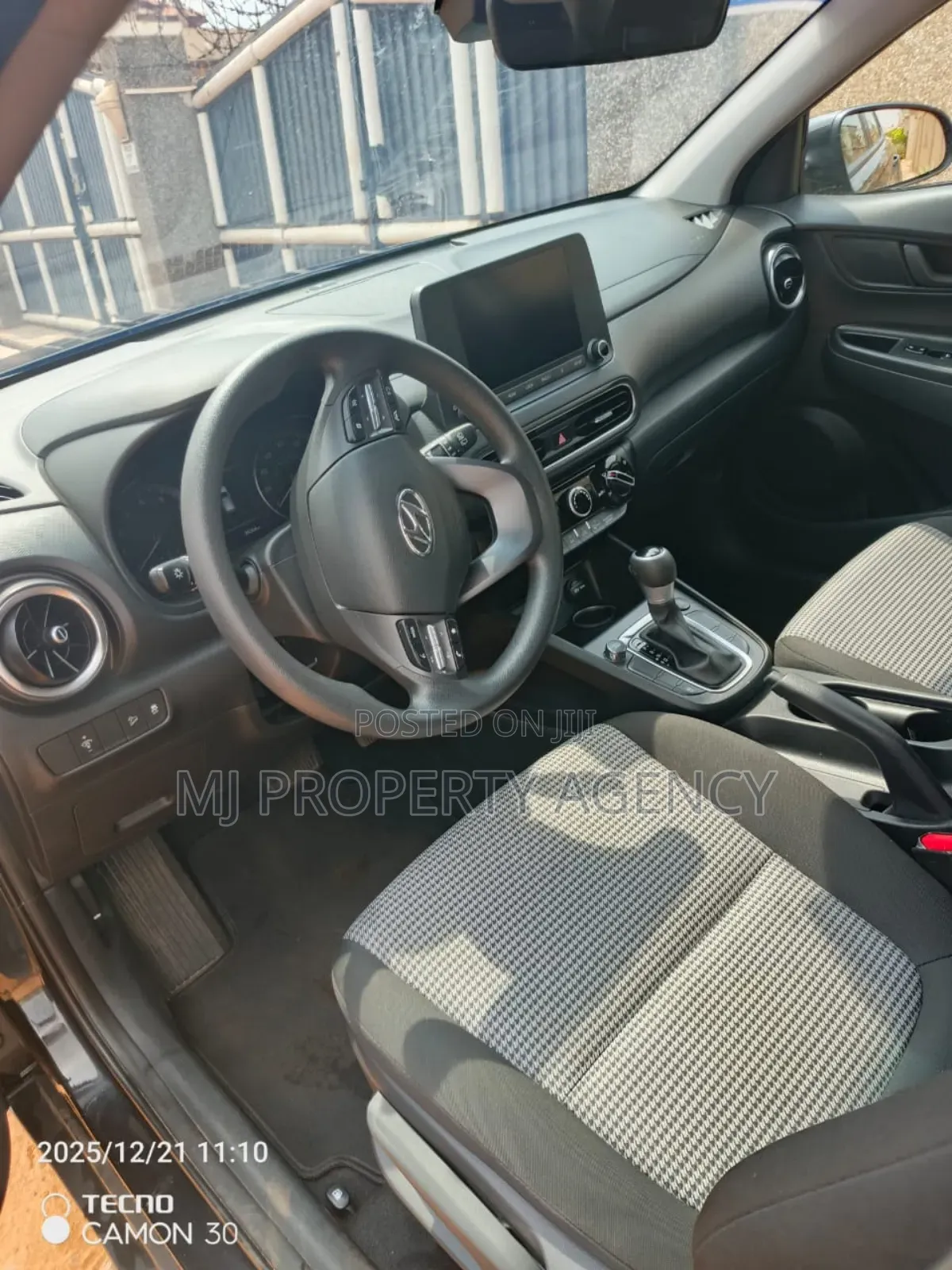 Hyundai Kona SE 2023 Black