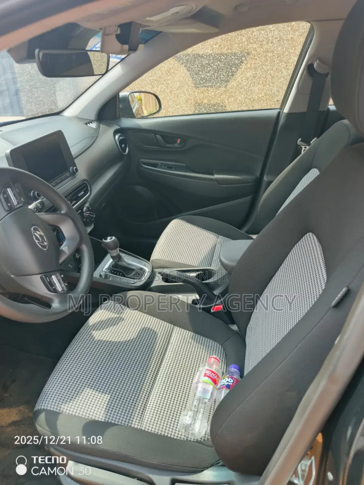 Hyundai Kona SE 2023 Black