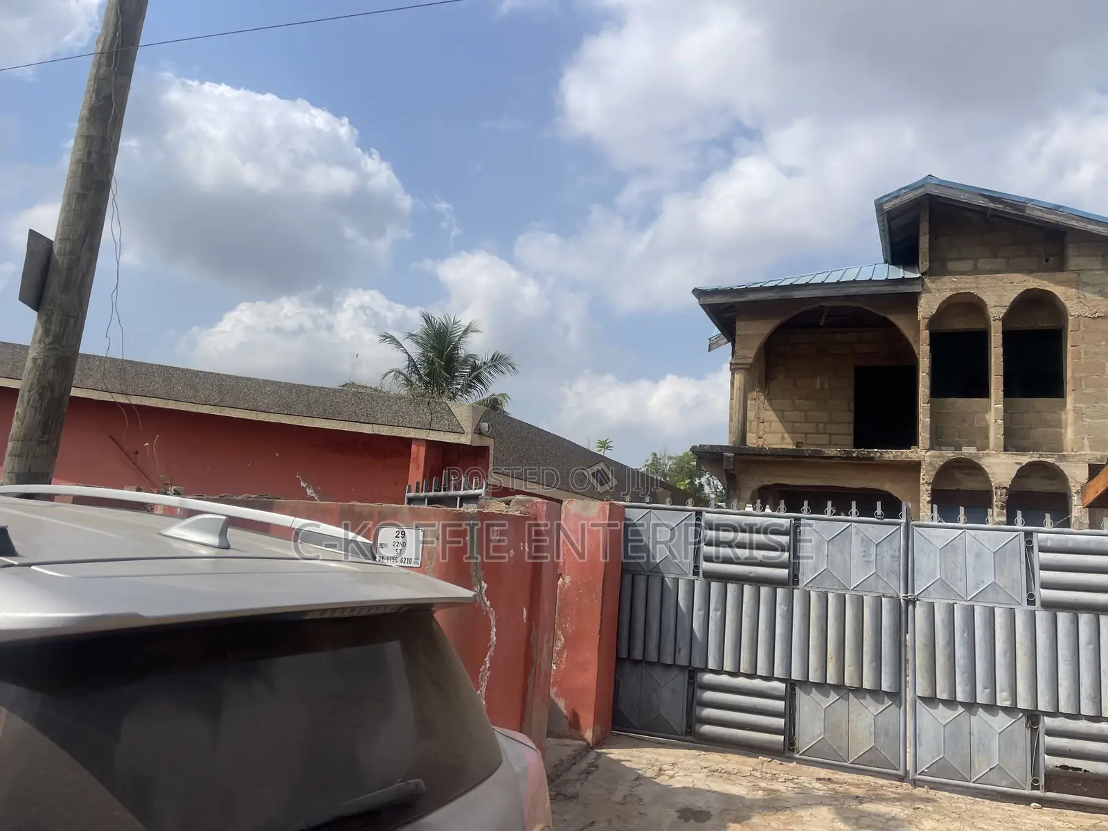 5bdrm House in Achimota for sale