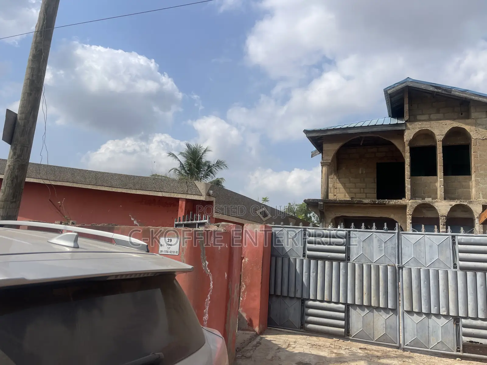 5bdrm House in Achimota for sale