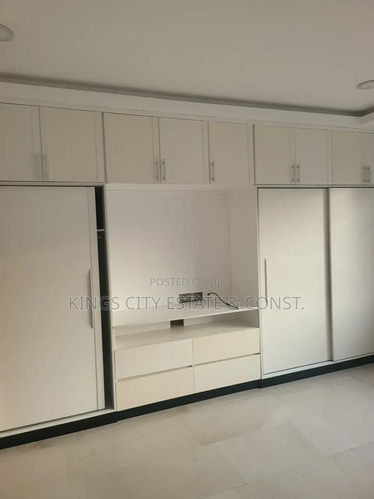 3bdrm House in Canada Estate, Pokuase for sale