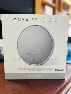 Onyx Studio 9
