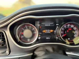 Dodge Challenger SXT RWD 2018 Gray