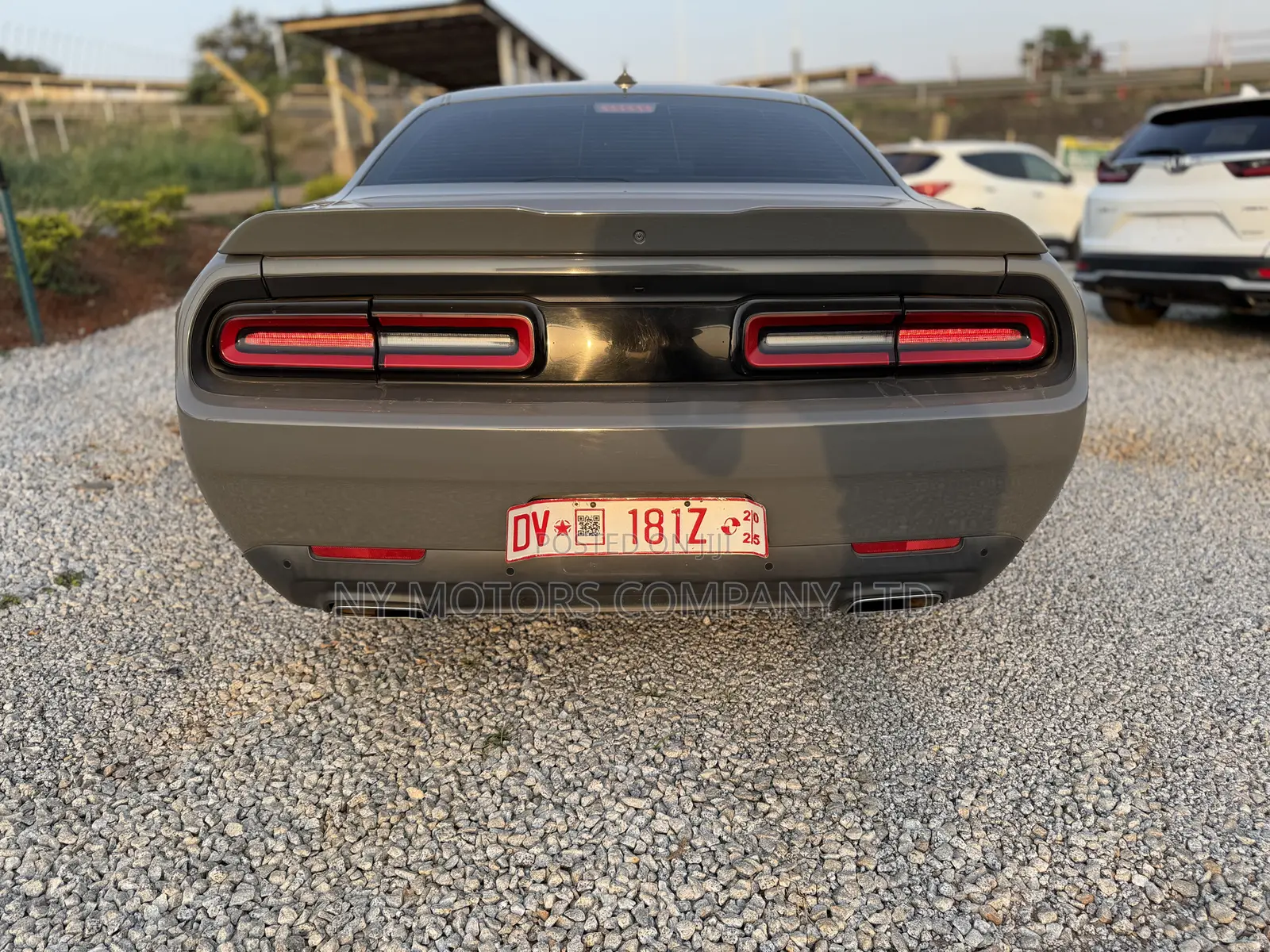 Dodge Challenger SXT RWD 2018 Gray