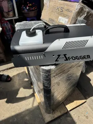 Fog Machine Z1200z /Smoke Machine