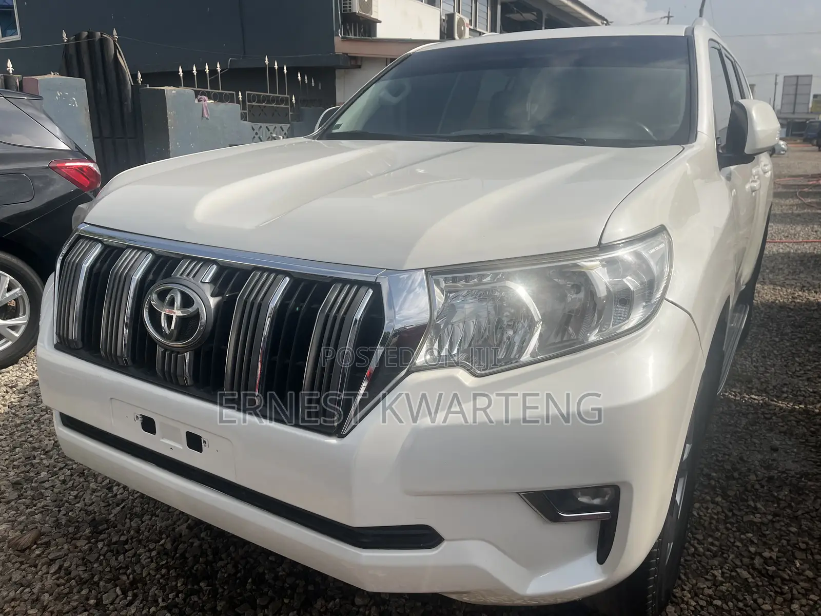 Toyota Land Cruiser Prado 2017 White