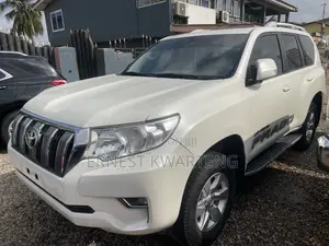 Toyota Land Cruiser Prado 2017 White