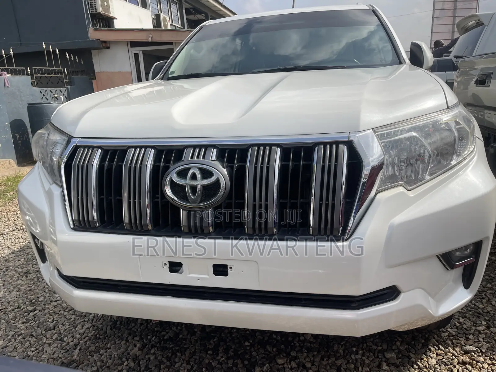 Toyota Land Cruiser Prado 2017 White