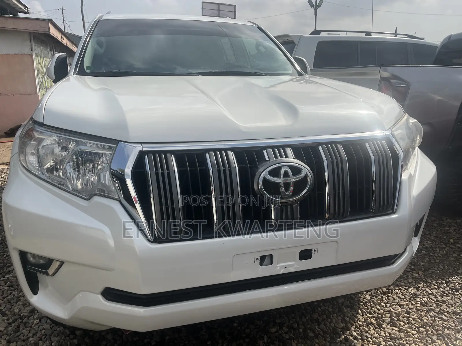 Toyota Land Cruiser Prado 2017 White