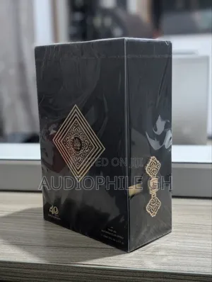 Arabian Oud Madawi 40 Years Gold Edition Perfume