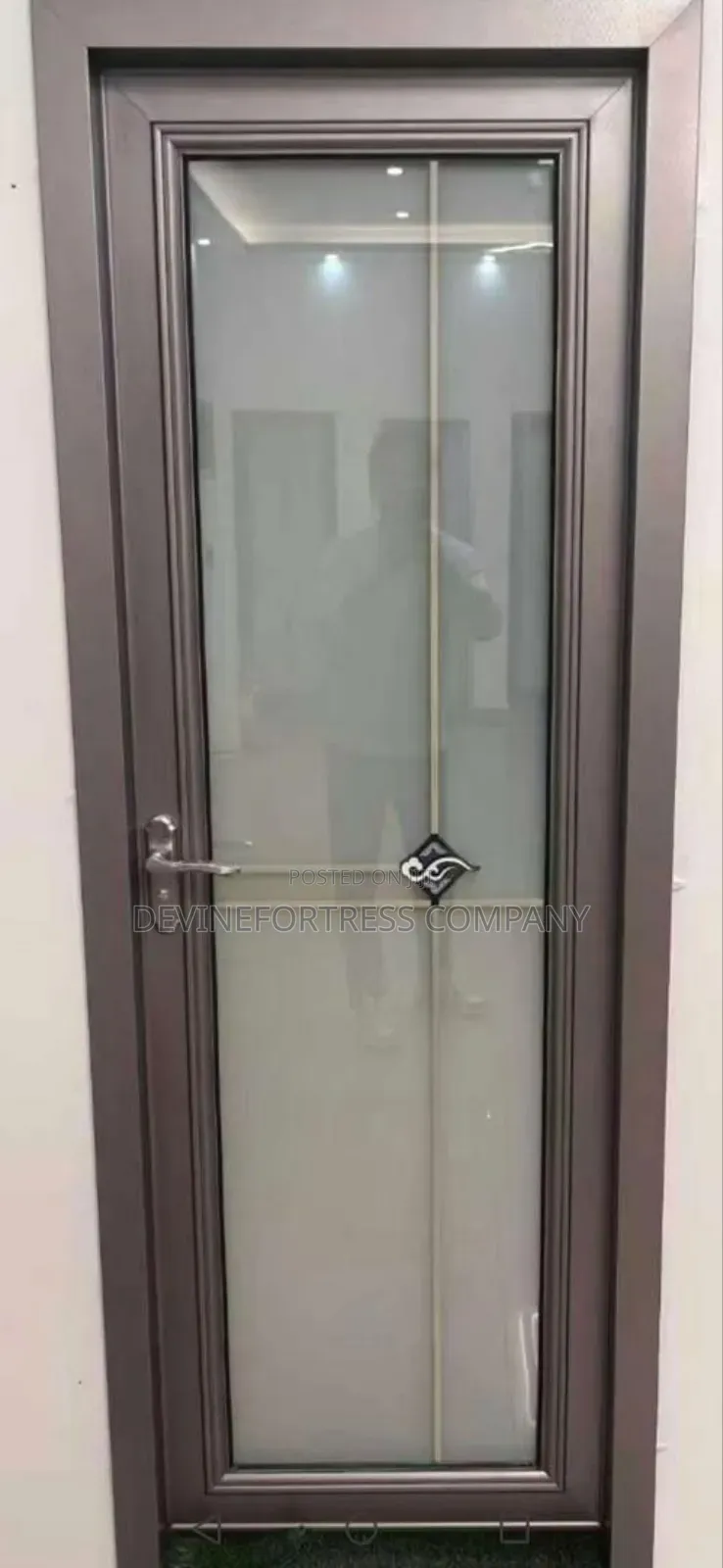 High Quality Bathroom Glass Doors Available as Seen