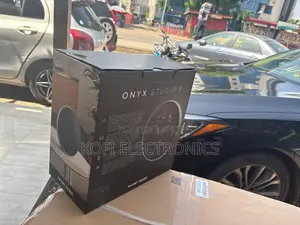 Onyx Studio 9 Lux-Grade, Acoustic Powerhouse