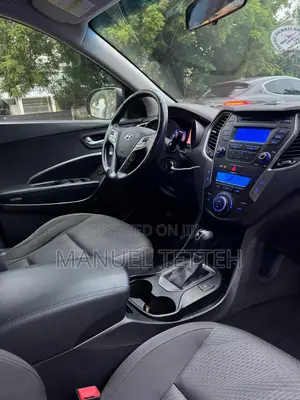 Hyundai Santa Fe Limited 4dr SUV AWD w/Saddle Interior (3.3L 6cyl 6A)