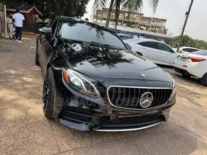 Mercedes-Benz E300 2019 Black