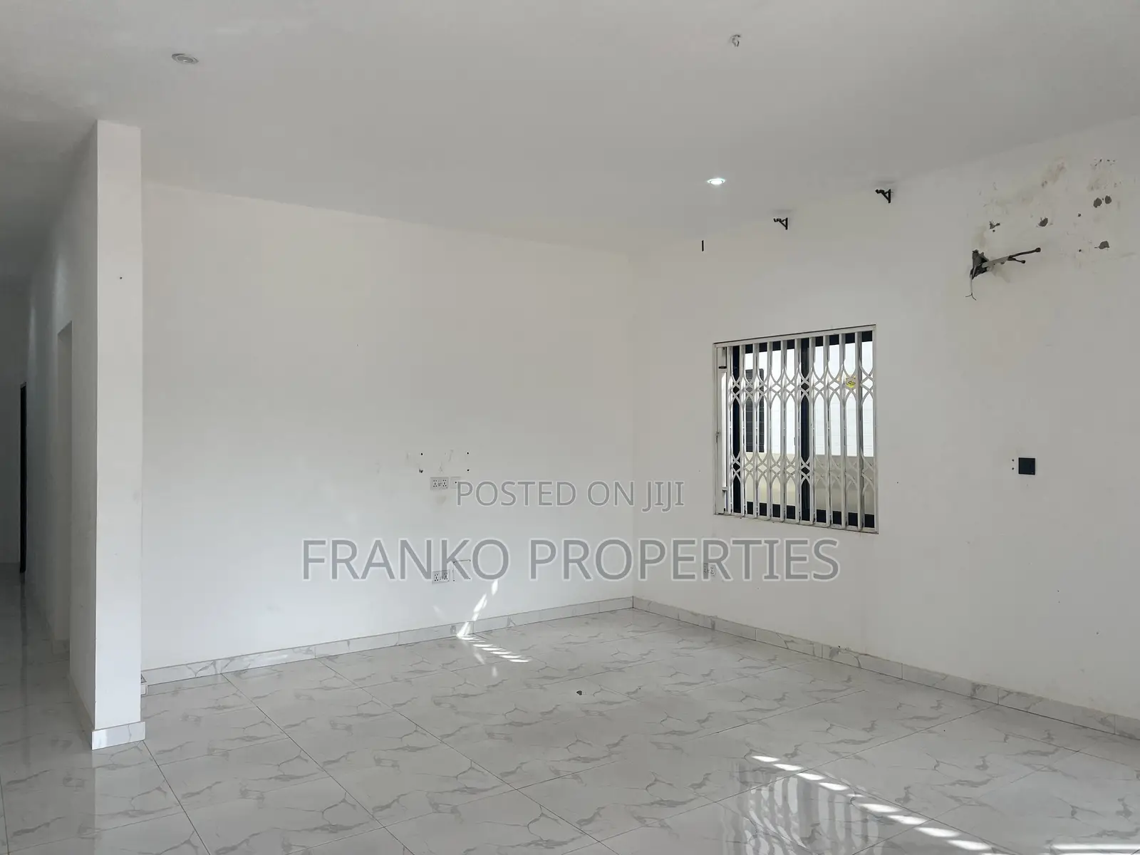 3bdrm House in Franko Properties, School Junction for sale