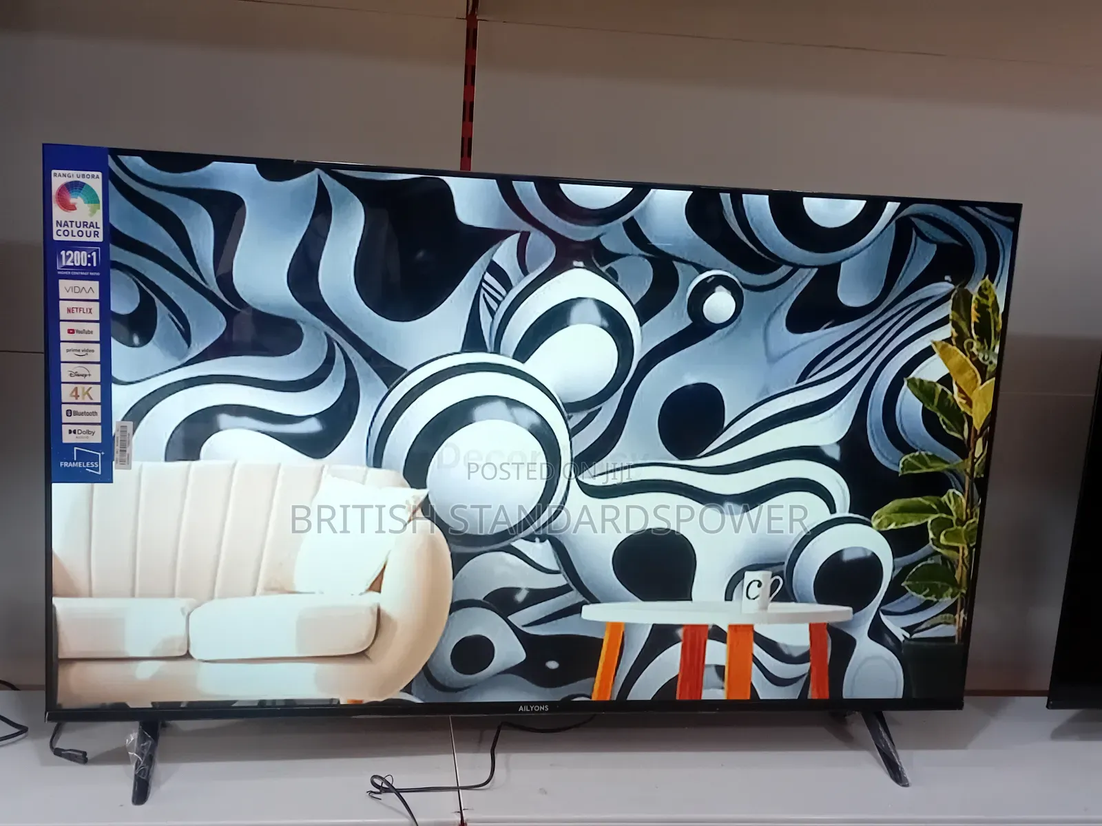 Smooth Streaming Ailyons 55′′ Smart Tv