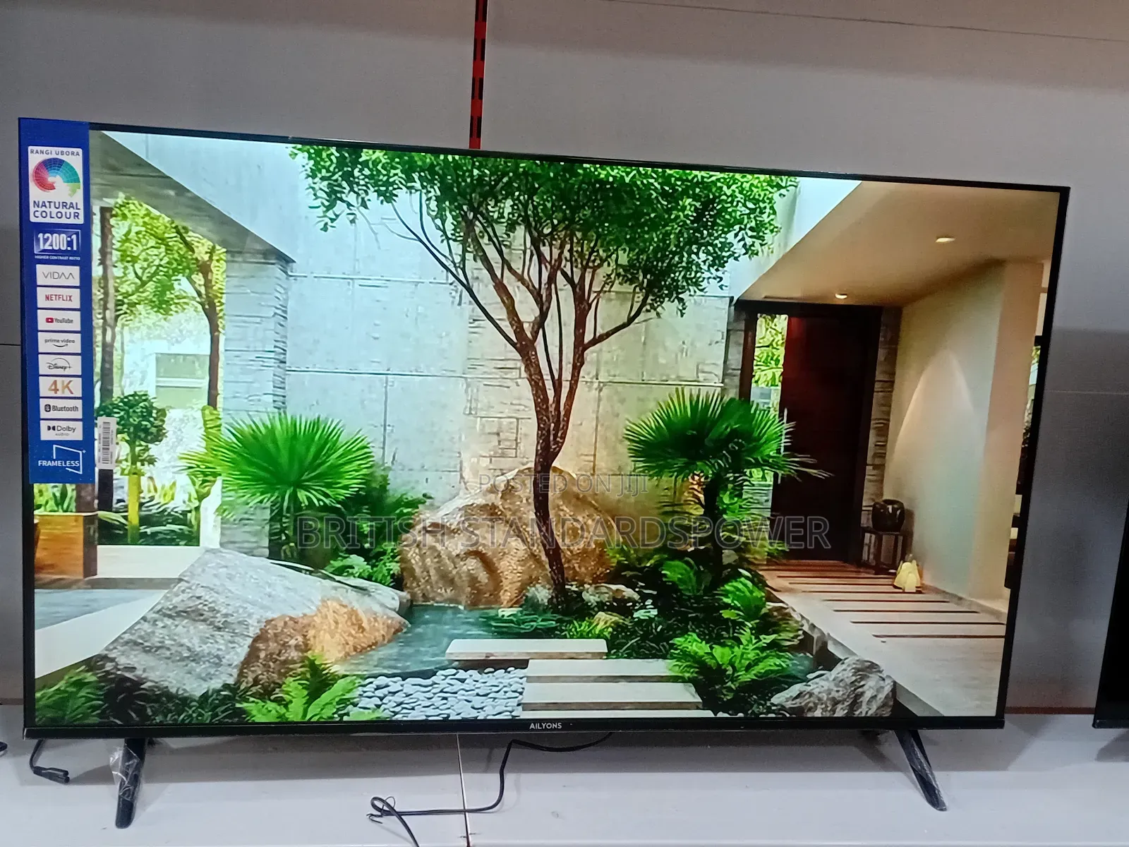 Large Display Ailyons 55 Inches Tv