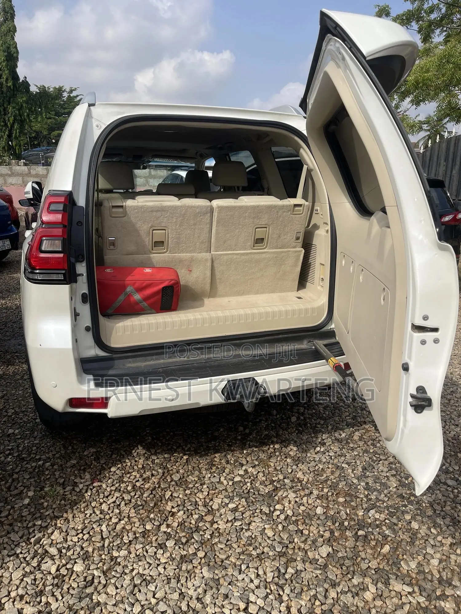 Toyota Land Cruiser Prado 2017 White