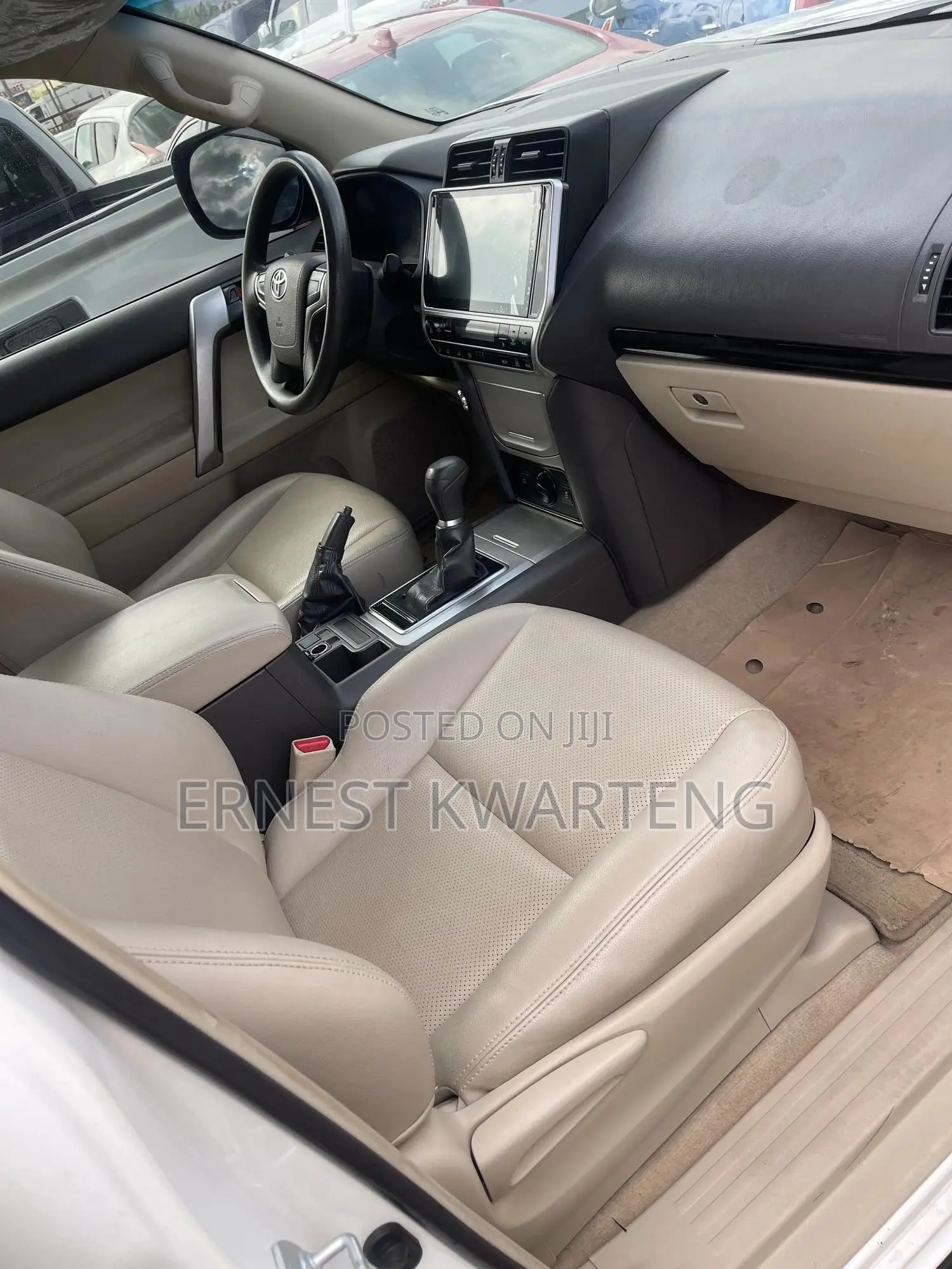 Toyota Land Cruiser Prado 2017 White