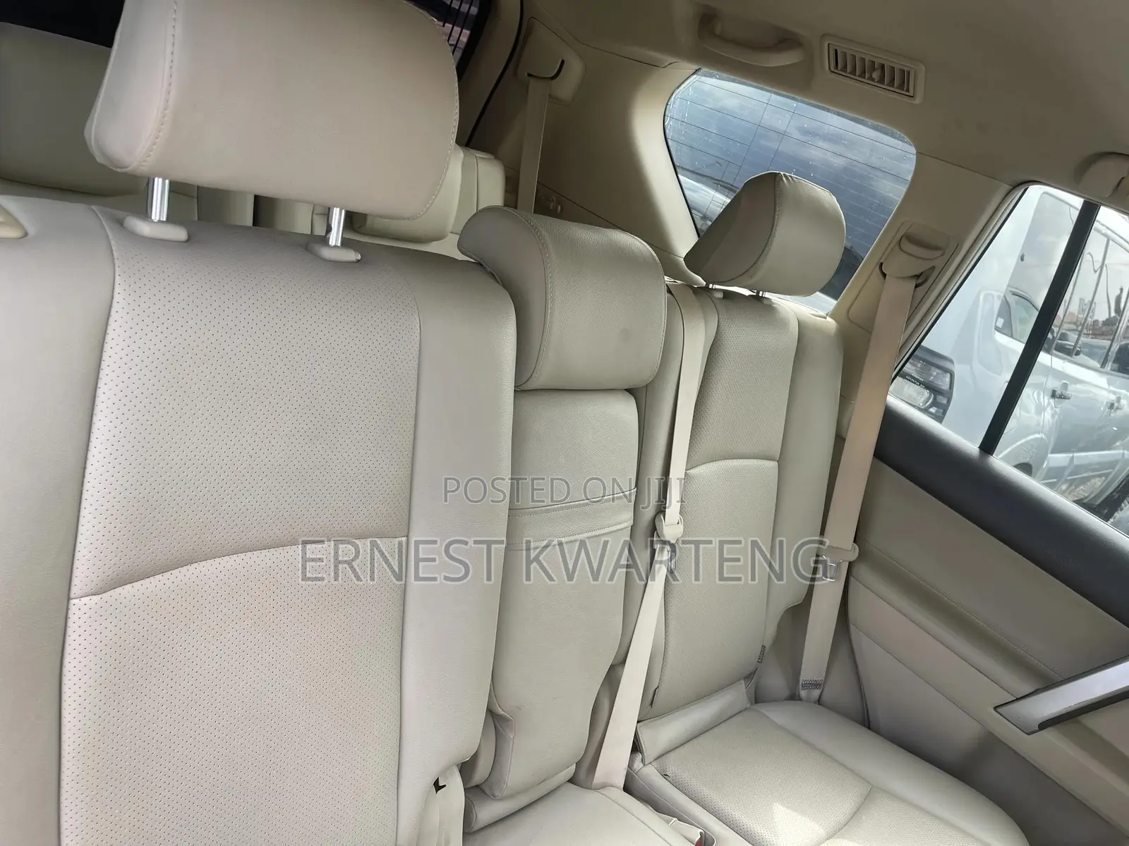 Toyota Land Cruiser Prado 2017 White
