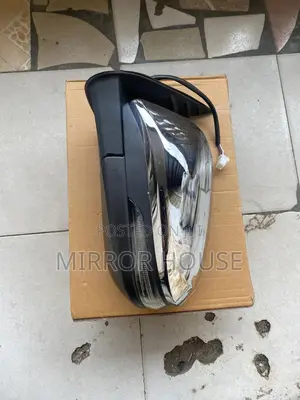 Toyota Hilux 2014-2023 Side Mirror Chrome With Lamp
