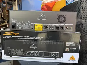 Behringer S32 32-Channel Digital Stage Box