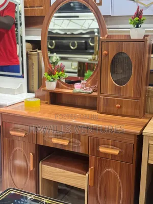 Dressing Mirror Table With Stool