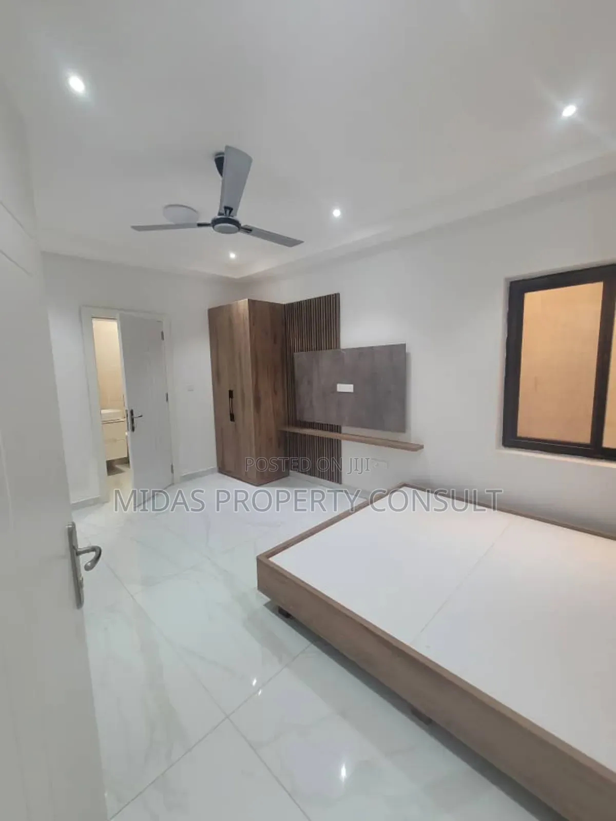 3bdrm House in East Airport, Spintex for sale