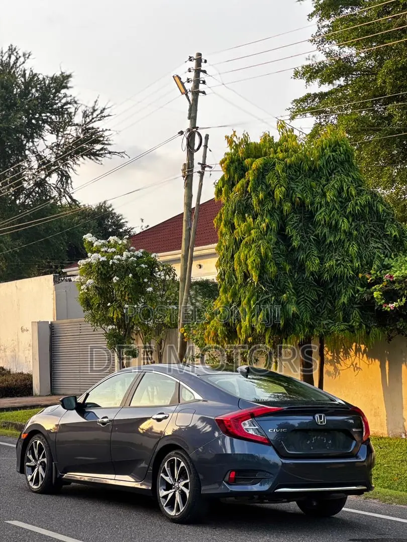 Honda Civic Touring Sedan 2020 Gray